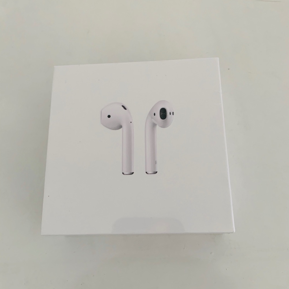 Apple AirPods 2nd generation brand new